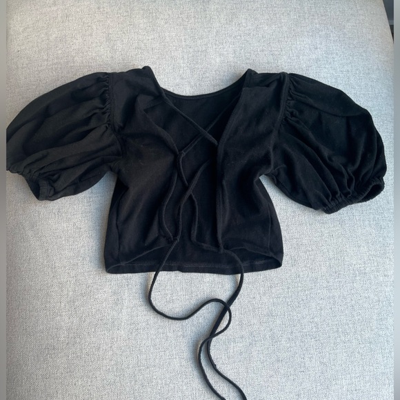 Aritzia Black Crop Top - Picture 1 of 2